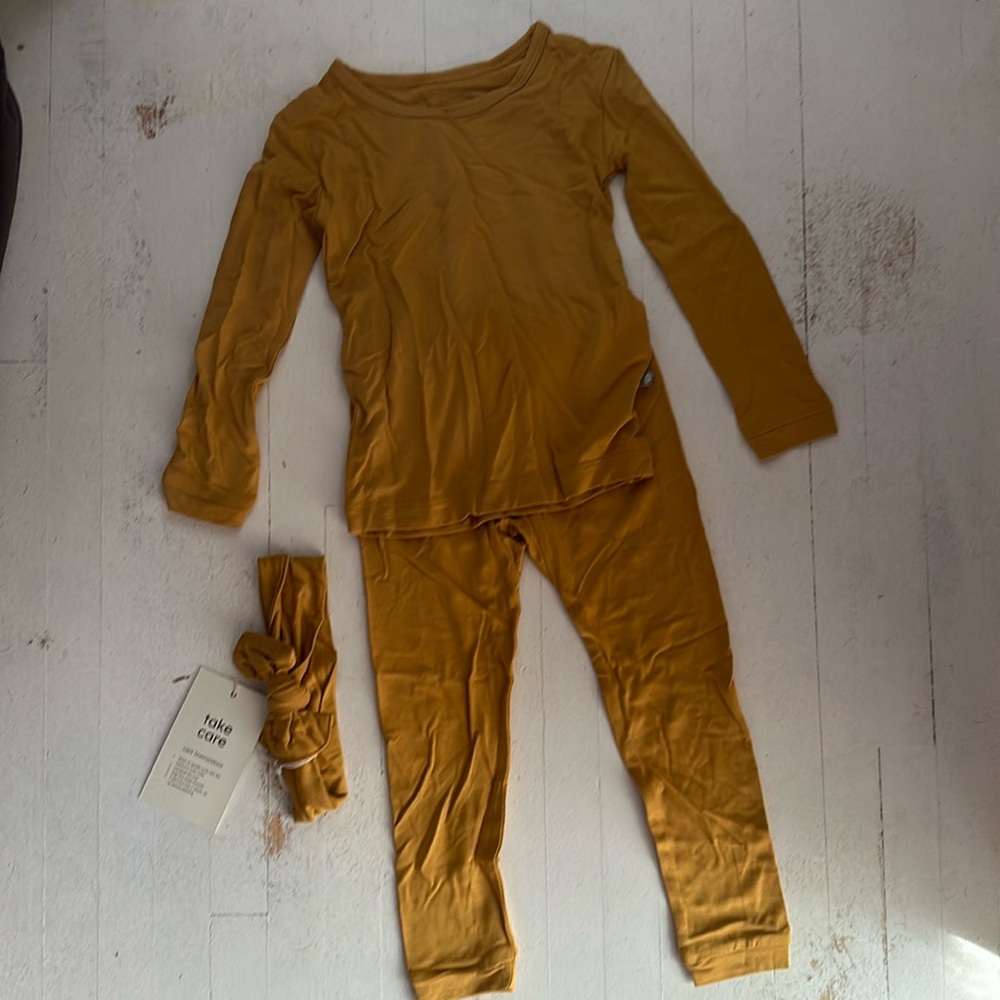 Kyte BABY pajama set with bow